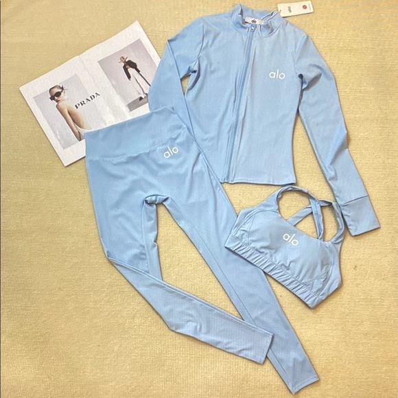 ALO Yoga Light Blue Leggings Jacket & Sports Bra Set